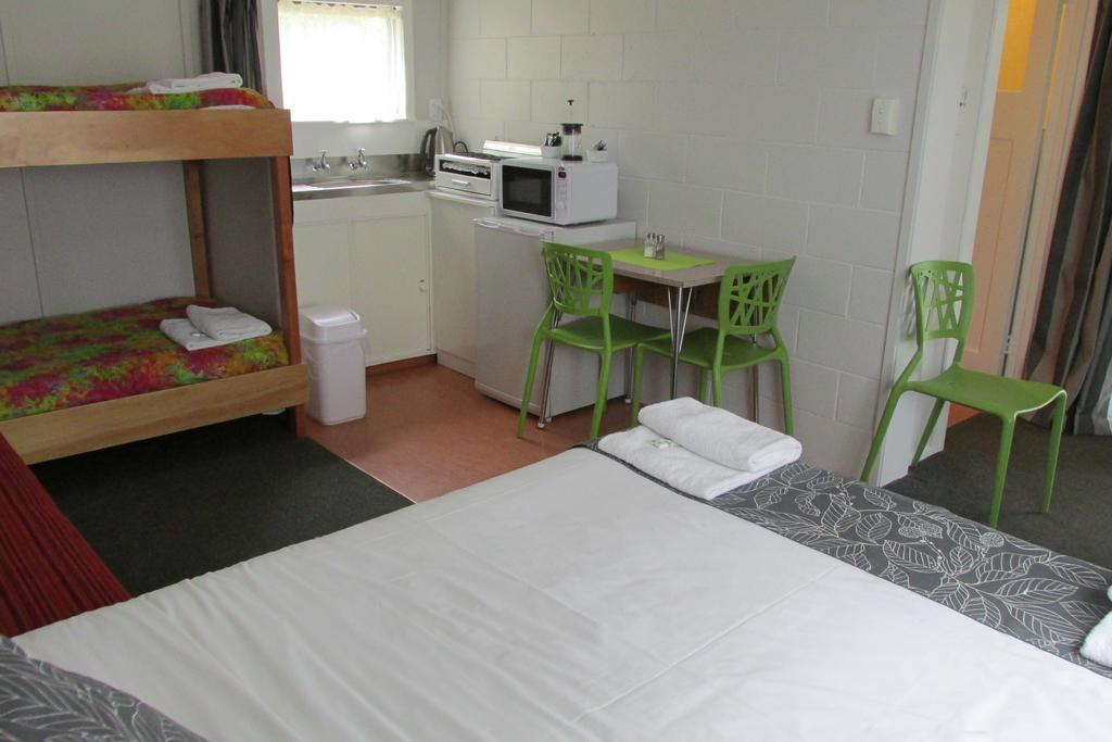 Fernwood Holiday Park Motueka Zimmer foto